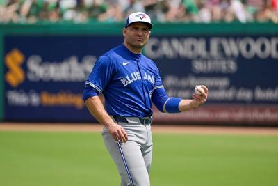 ɫtv baseball star Joey Votto announces retirement after 17 MLB seasons
