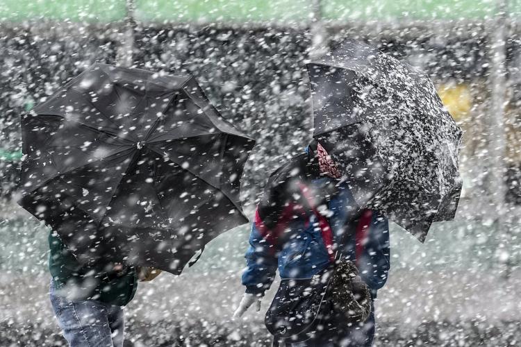 2 people have died and 20 injured in snow and ice storm in northern France