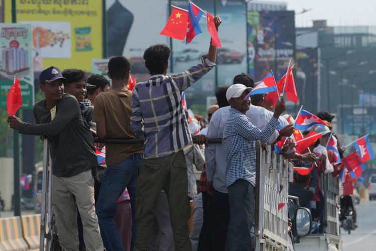 China’s leader Xi Jinping arrives in Cambodia to wrap up 3-nation Southeast Asia tour