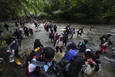 Human rights group calls on governments to protect Venezuelan and Haitian immigrants