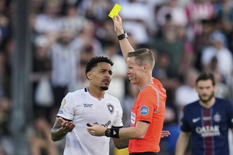 Calgary referee Drew Fischer picked for FIFA World Cup officiating roster