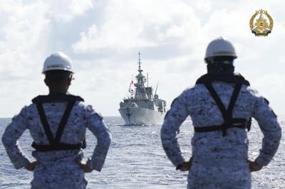 US, Australia, Canada, Philippines stage naval and air force maneuvers in disputed South China Sea
