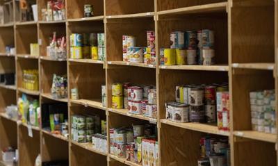 Ottawa Food Bank forced to turn down volunteers due to donation shortfall