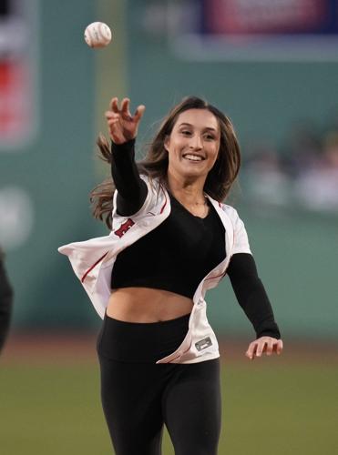 Investigators outline final moments of plane crash that killed former college soccer star and family