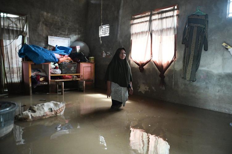 Climate change threatens Asia’s water and power systems, reports warn