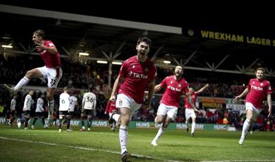 Ryan Reynolds goes through range of emotions in FA Cup match