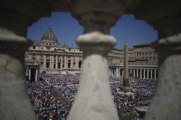 Pope Leo criticizes political nationalism and prays for reconciliation and dialogue