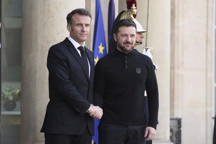 Macron says a proposed European force for Ukraine could 'respond' if attacked by Russia.