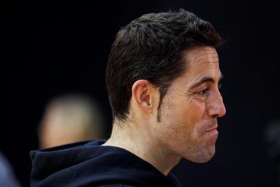 Victor Lapena out as head coach of the Canadian women's basketball team