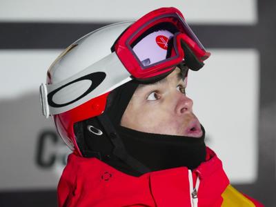 ɫֱ Kingsbury's World Cup moguls win streak ends with silver medal in Georgia