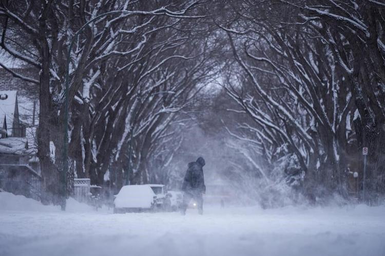 March madness: Sun brings al fresco dining to Toronto as West shivers under ice, snow