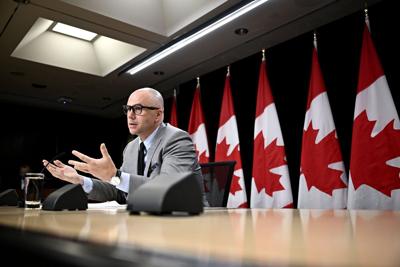 Federal government using AI to tackle Phoenix backlog as it tests replacement system