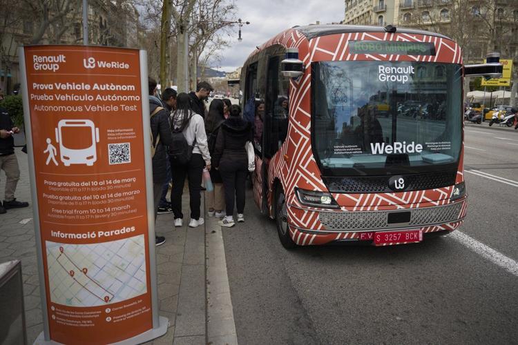 Driverless 'bus of the future' is tested in Barcelona