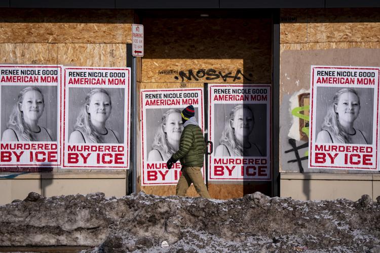 Photo-Gallery-US-Minneapolis-Protests 16