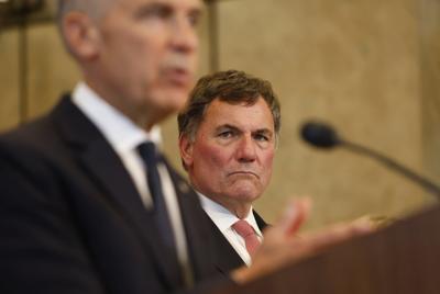 Conservatives call on government to release U.S. trade offer details