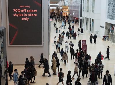 Un groupe d'entreprises demande à Ottawa de geler les retenues sur la rémunération