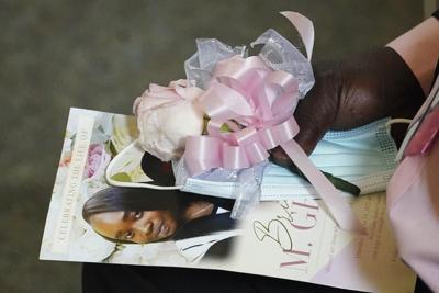No indictment in death of handcuffed woman who fell from car