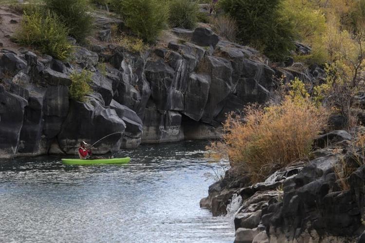 Multistate fight on federal water rule exposes Idaho rift