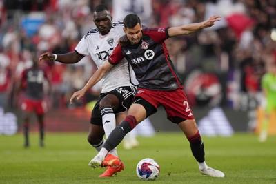 Struggling Toronto FC trades veteran defender Matt Hedges to Austin FC