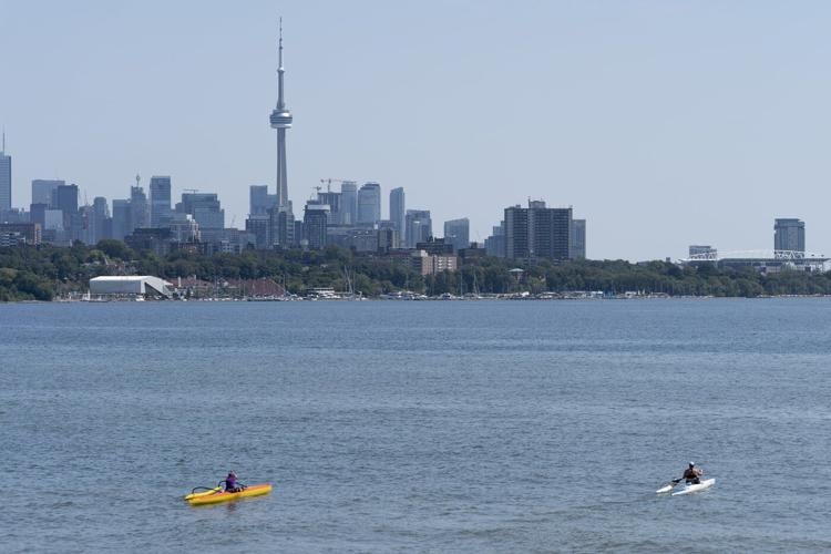 World Cup fans to hike Grouse Mountain, kayak to Toronto Islands for watch parties
