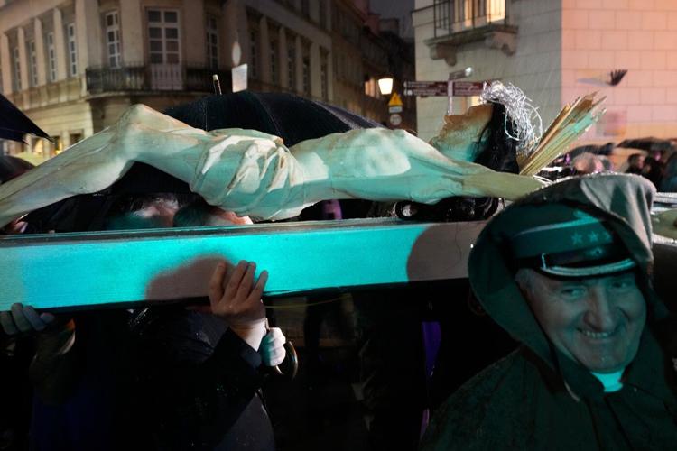 PHOTO COLLECTION: Holy Week Around the World