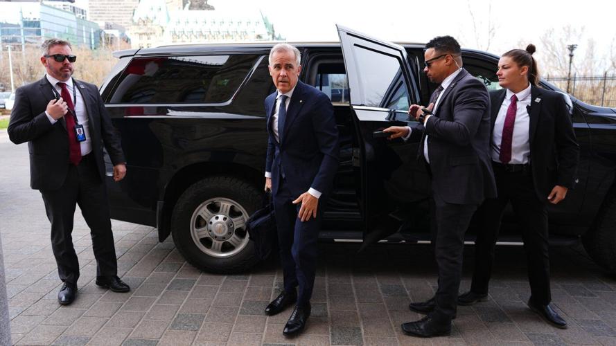 Liberals table first fiscal document in seven years that won't need opposition votes