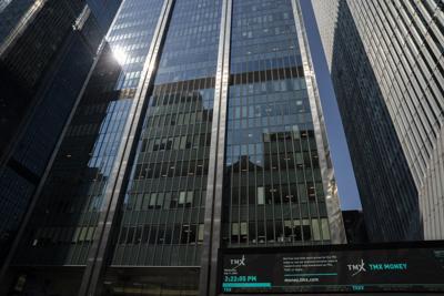 S&P/TSX composite up more than 100 points, U.S. markets also higher Friday morning