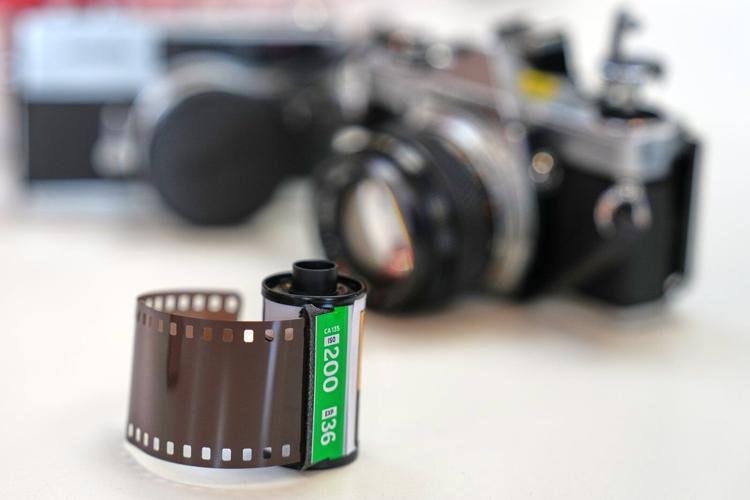 One Tech Tip: Film cameras are trendy again. Here's an analog guide for how to use one