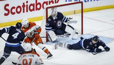 Mark Scheifele scores 1:11 into overtime to give Jets 2-1 victory over Ducks