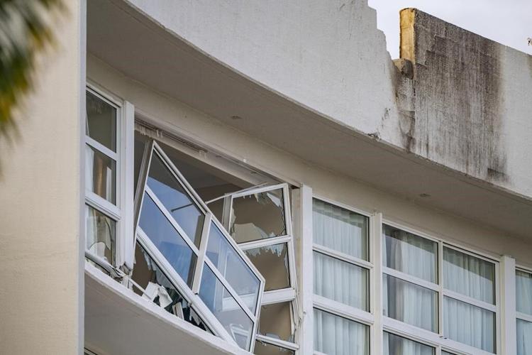 Pilot of helicopter that crashed on Australian hotel roof was affected by alcohol, probe finds