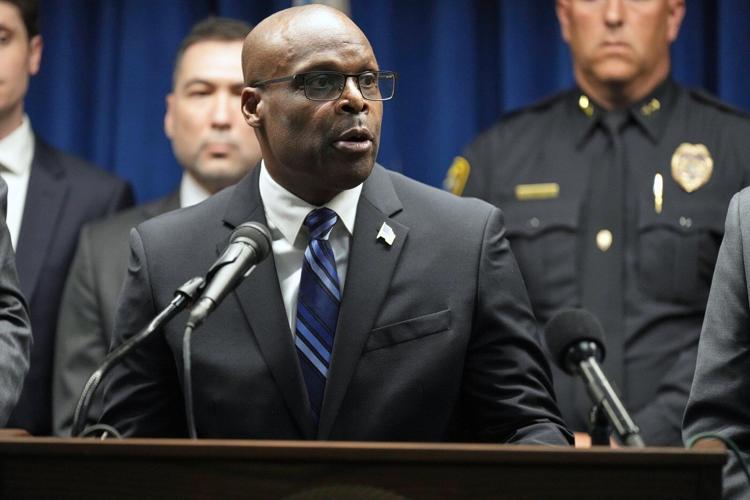 Prosecutors: Suspect in shooting of Minnesota state lawmakers targeted two others that night