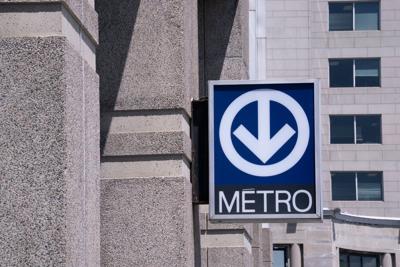 Quebec coroners call for metro platform screen doors in Montreal to prevent suicides