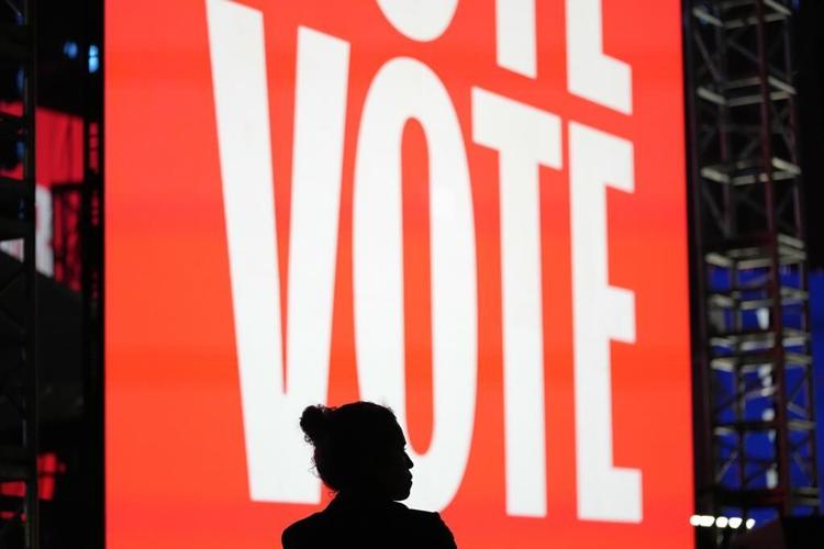 In the news today: ɫtvs watch as Americans head to the polls