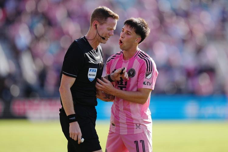 Calgary referee Drew Fischer picked for FIFA World Cup officiating roster