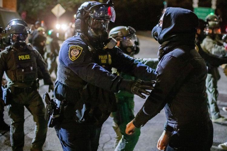��ɫtv Guard troops are outside Chicago and could be in Memphis soon in Trump's latest deployment
