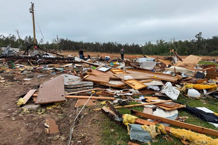 Tornadoes cut across Mississippi as severe storms damage 500 homes