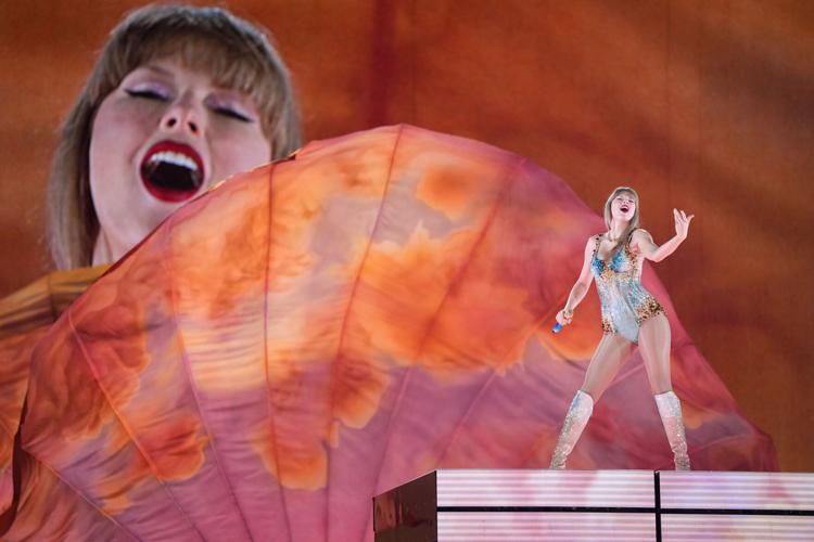 Taylor-Swift-Vancouver