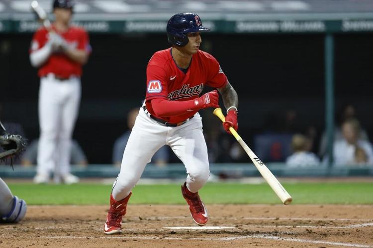 Biggio homer lifts Jays to 3-1 win over Guardians, Ryu leaves game with knee injury