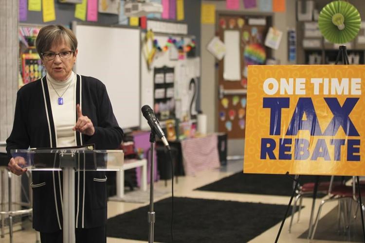 A veto and a switch: Kansas to see no big tax cuts this year