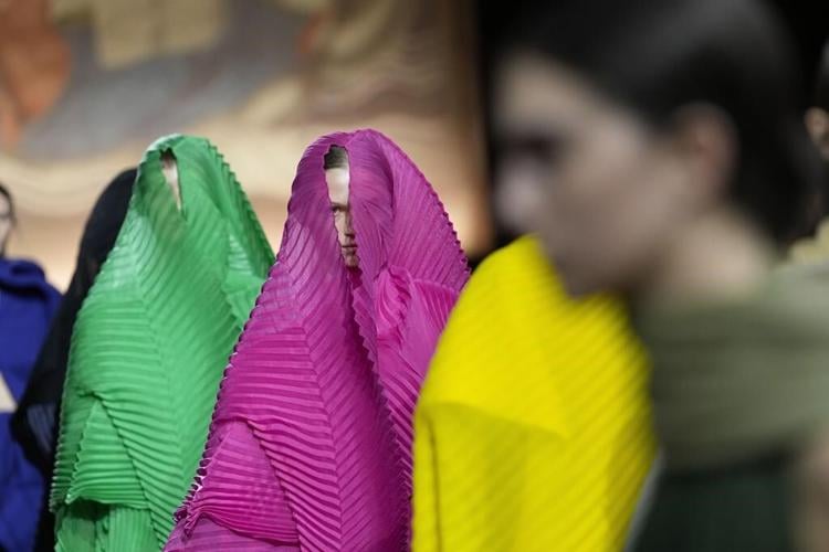 Loewe fuses high and low, tailoring and couture, to wow Paris Fashion Week