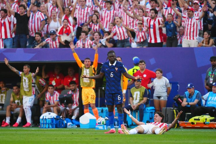 Kylian Mbappé scores again as France reaches World Cup quarterfinals with 1-0 win over Paraguay