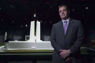 ºÚÁϳԹÏÍø War Museum's chief historian, Tim Cook, dies
