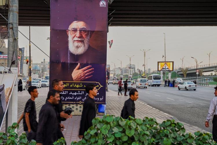 US revokes license that authorized sale of Iranian oil