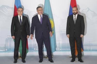 Thousands of protesters in Armenia demand the prime minister's resignation over Azerbaijan dispute