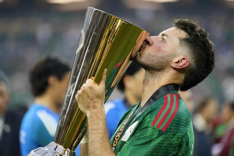 Mexico beats Panama 1-0 in CONCACAF Gold Cup final as �Ҿ���é�Ա�� scores 88th-minute goal