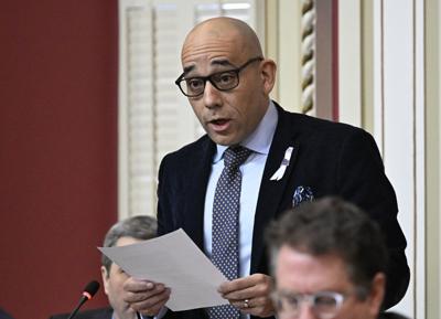 Quebec tables bill to eliminate interprovincial trade barriers on sale of goods
