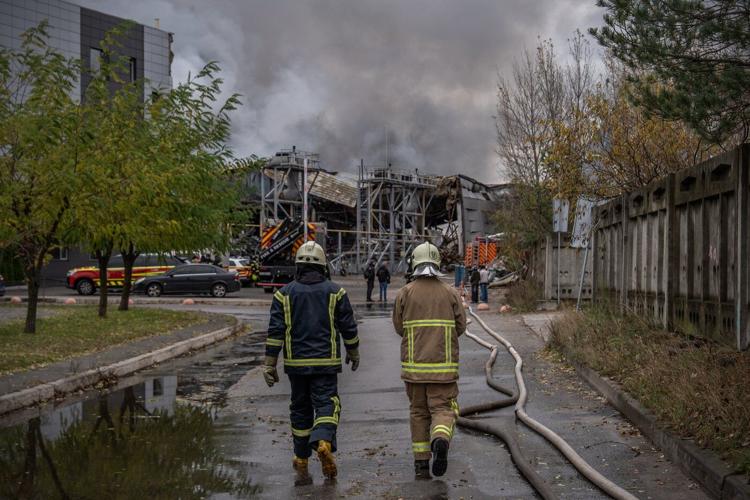 Russian strikes on Ukraine kill at least 4 people and wound 16