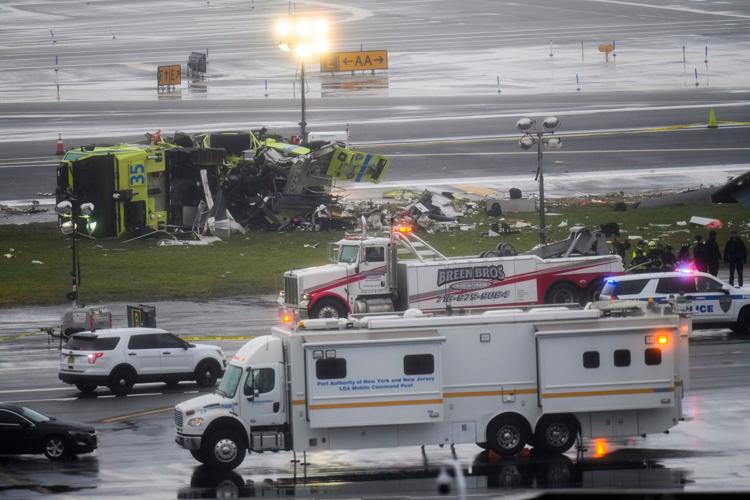 Photo-Gallery-NY-Air-Canada-Crash 17