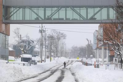 Newcomers praise firefighters after being rescued from blaze during N.S. snowstorm