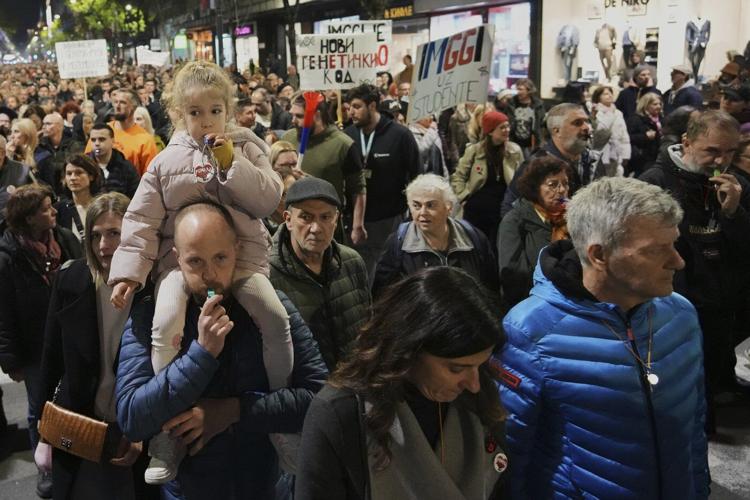 Serbians march in 4 cities against government pressure and hate speech